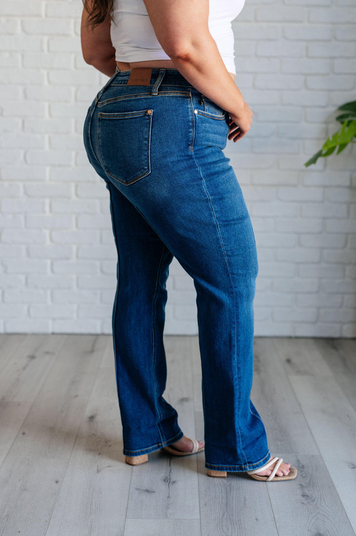 Campbell High Rise Center Seam Detail Straight Jeans - TheDesignChambersBoutique