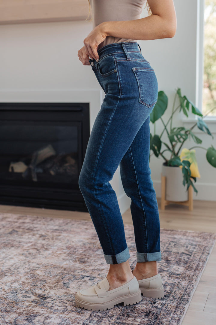 Amber Mid Rise Cuffed Slim Fit Jeans - TheDesignChambersBoutique