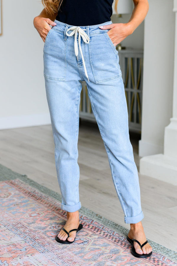 Cooper High Rise Vintage Denim Jogger - TheDesignChambersBoutique