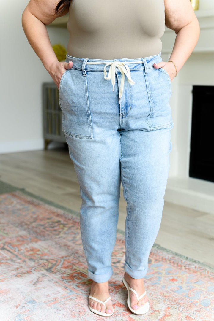 Cooper High Rise Vintage Denim Jogger - TheDesignChambersBoutique