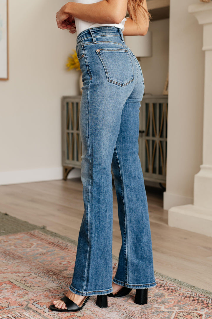 Genevieve Mid Rise Vintage Bootcut Jeans - TheDesignChambersBoutique