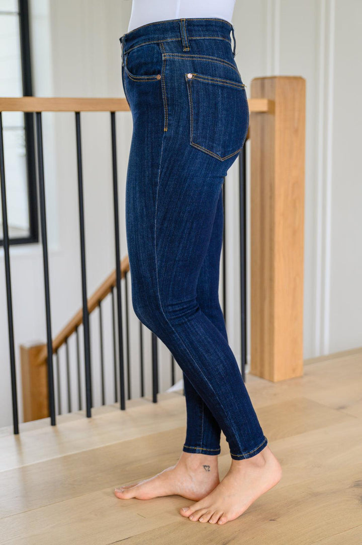 Georgia Back Yoke Skinny Jeans with Phone Pocket - TheDesignChambersBoutique