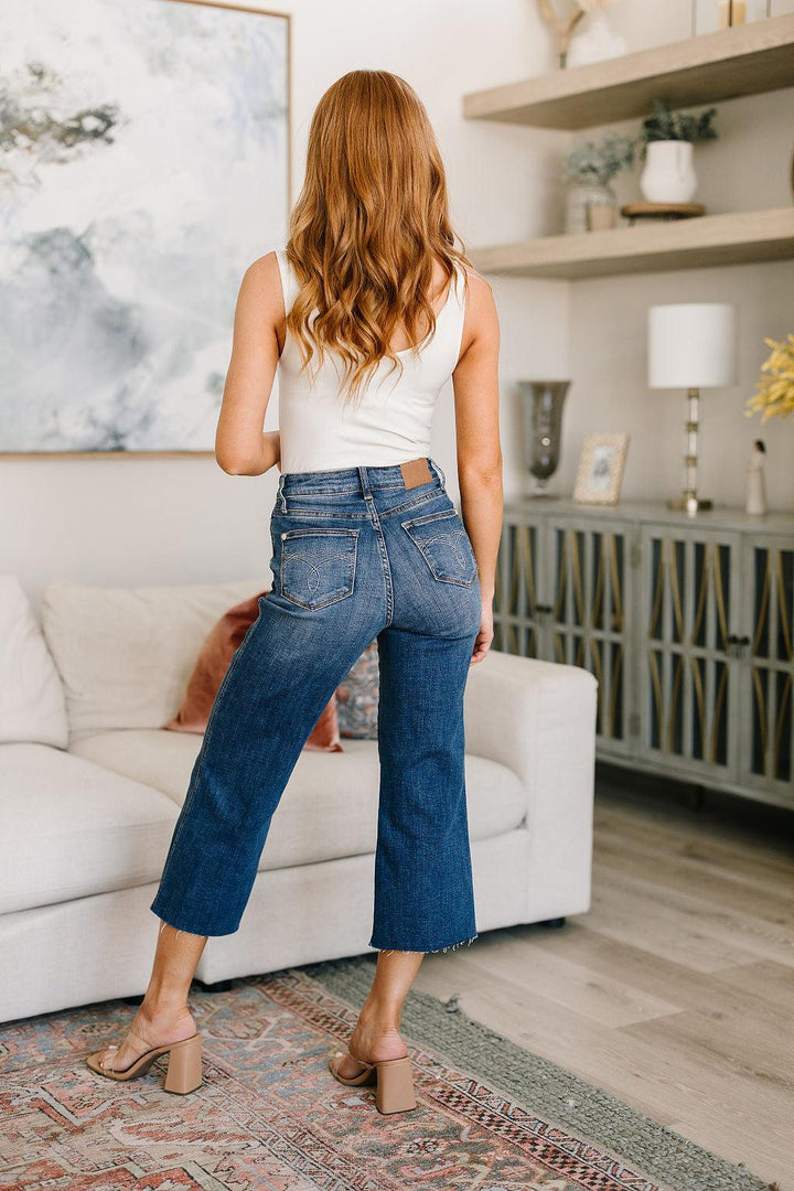 Hayes High Rise Wide Leg Crop Jeans - TheDesignChambersBoutique