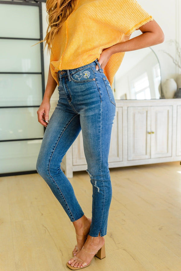 Hi-waisted Dandelion Embroidery Skinny - TheDesignChambersBoutique