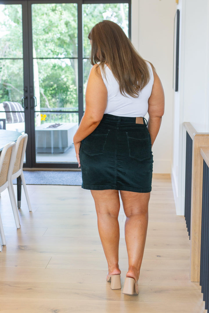 Melinda Corduroy Patch Pocket Skirt in Emerald - TheDesignChambersBoutique