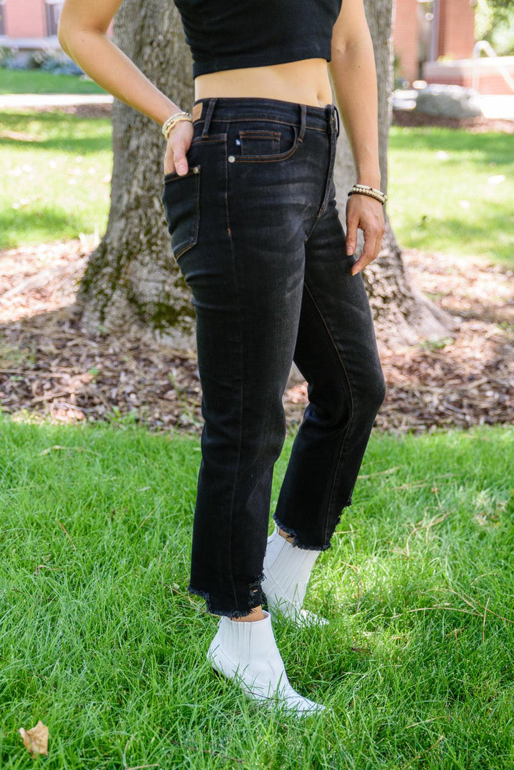 Kelbie Destroyed Hem Crop Jeans - TheDesignChambersBoutique