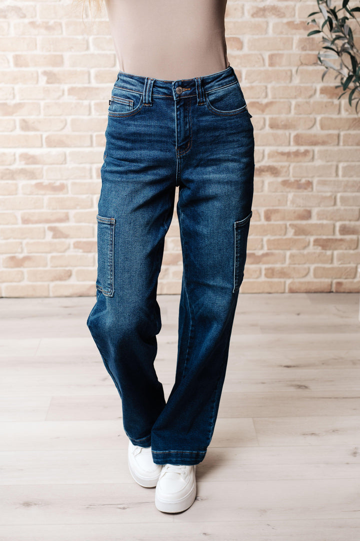 Leila High Rise Cargo Straight Jeans - TheDesignChambersBoutique