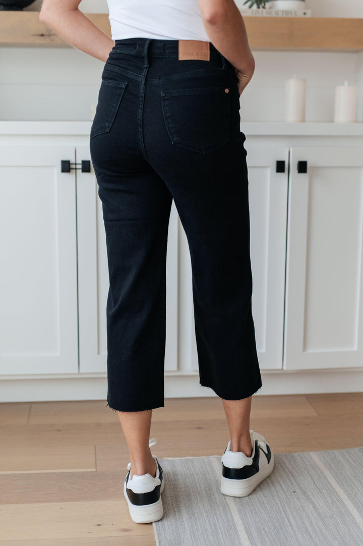 Lizzy High Rise Control Top Wide Leg Crop Jeans in Black - TheDesignChambersBoutique