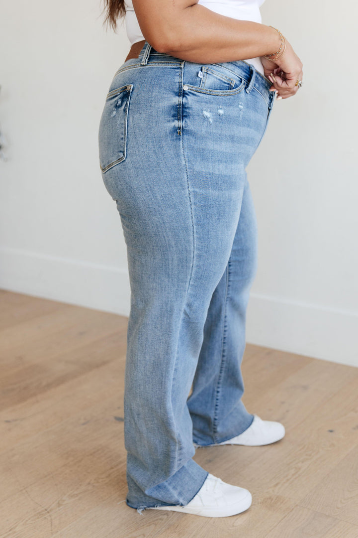 Mildred High Rise V Front Waistband Straight Jeans - TheDesignChambersBoutique