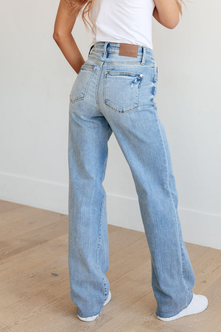 Mildred High Rise V Front Waistband Straight Jeans - TheDesignChambersBoutique