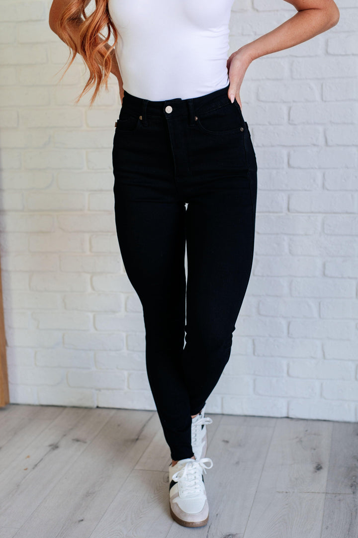 Nicole Tummy Control Skinny Jeans in Black - TheDesignChambersBoutique