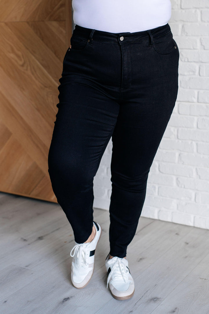 Nicole Tummy Control Skinny Jeans in Black - TheDesignChambersBoutique