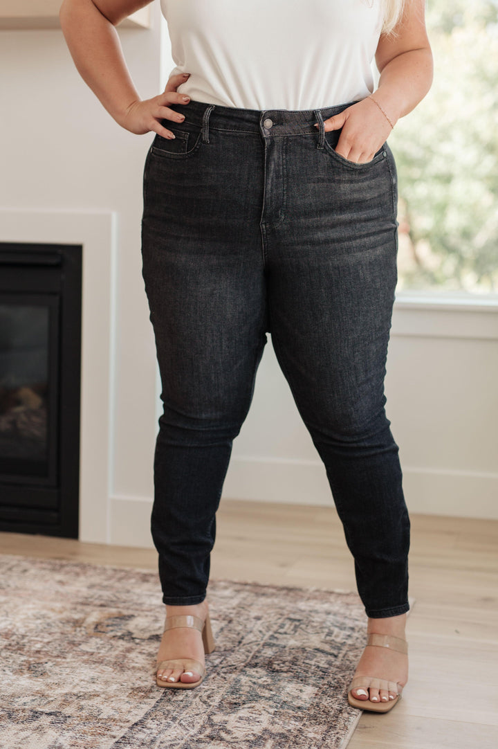 Octavia High Rise Control Top Skinny Jeans in Washed Black - TheDesignChambersBoutique