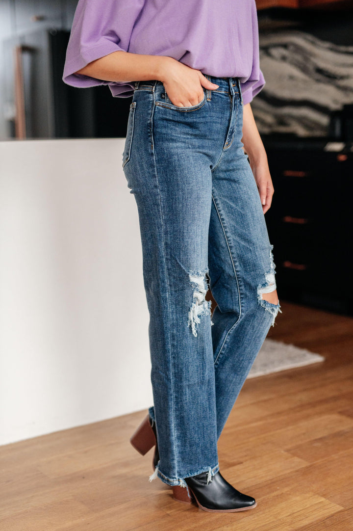 Rose High Rise 90's Straight Jeans in Dark Wash - TheDesignChambersBoutique