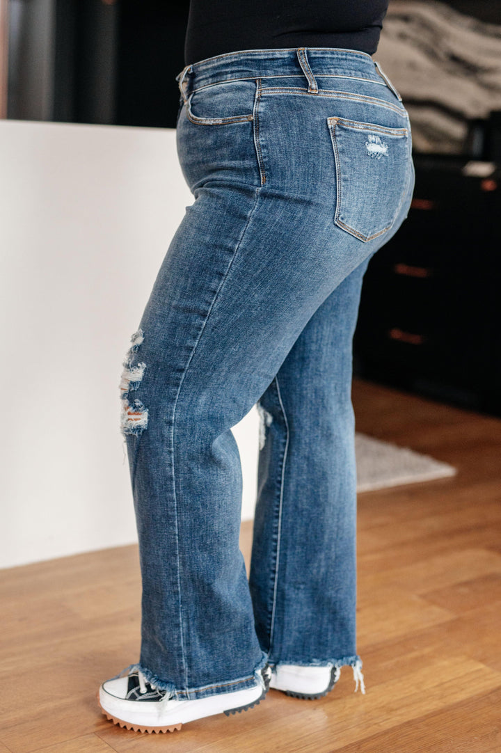 Rose High Rise 90's Straight Jeans in Dark Wash - TheDesignChambersBoutique