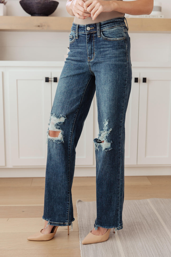 Rose High Rise 90's Straight Jeans in Dark Wash - TheDesignChambersBoutique