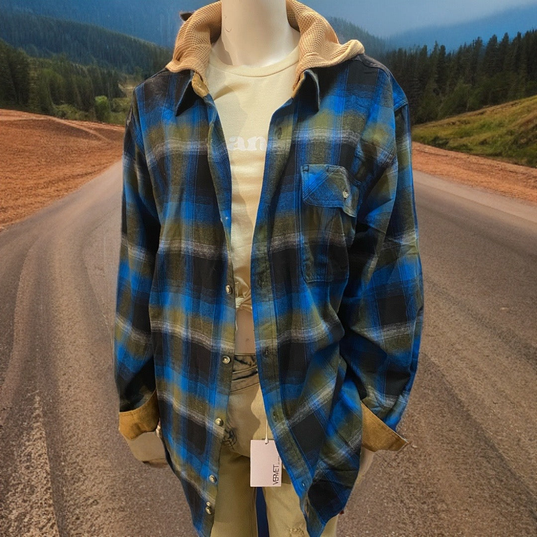 Legendary whitetail 2024 hooded flannel