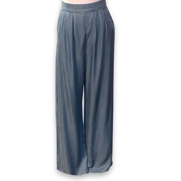 Denim Perfection Tencel Flowy Pants with Pleats - TheDesignChambersBoutique