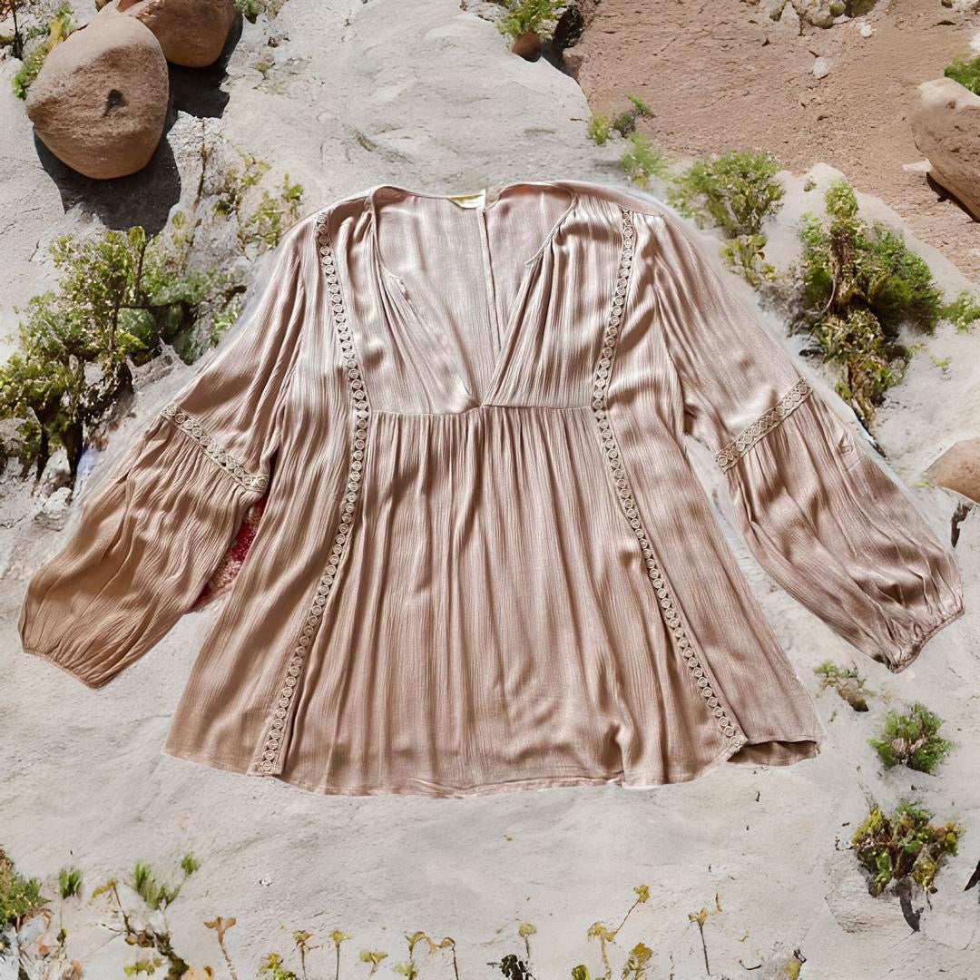 Taupe boho shop